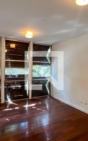 Apartamento à venda com 310m², 3 quartos e 2 vagas Apartamento à venda com 310m², 3 quartos e 2 vagasQuarto 1