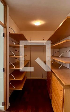 Apartamento à venda com 310m², 3 quartos e 2 vagas Apartamento à venda com 310m², 3 quartos e 2 vagasQuarto 3