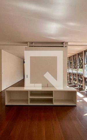 Apartamento à venda com 310m², 3 quartos e 2 vagas Apartamento à venda com 310m², 3 quartos e 2 vagasSala