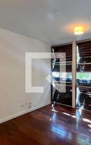Apartamento à venda com 310m², 3 quartos e 2 vagas Apartamento à venda com 310m², 3 quartos e 2 vagasQuarto 2