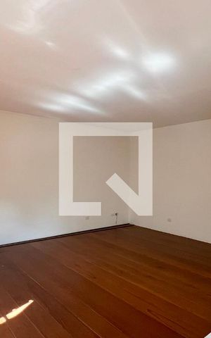 Apartamento à venda com 310m², 3 quartos e 2 vagas Apartamento à venda com 310m², 3 quartos e 2 vagasSala