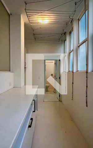 Apartamento à venda com 310m², 3 quartos e 2 vagas Apartamento à venda com 310m², 3 quartos e 2 vagasCozinha