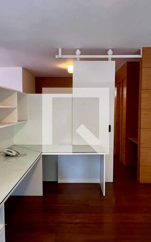 Apartamento à venda com 310m², 3 quartos e 2 vagas Apartamento à venda com 310m², 3 quartos e 2 vagasSala