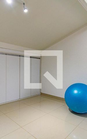 Casa de condomínio à venda com 93m², 3 quartos e 1 vagaTerraço