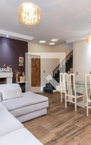 Casa à venda com 125m², 3 quartos e 2 vagasSala de Estar