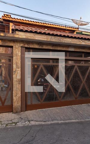 Casa à venda com 125m², 3 quartos e 2 vagasFachada