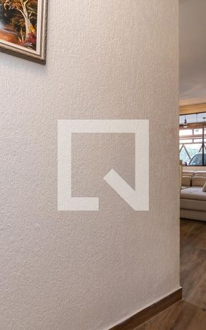 Casa à venda com 125m², 3 quartos e 2 vagasCorredor