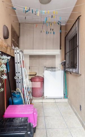 Casa à venda com 125m², 3 quartos e 2 vagasÁrea de Serviço