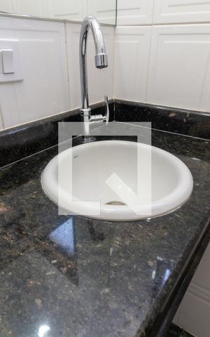 Casa à venda com 125m², 3 quartos e 2 vagasBanheiro 