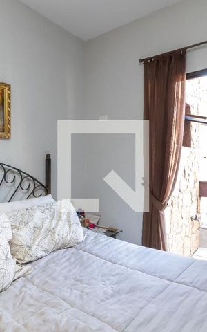 Casa à venda com 125m², 3 quartos e 2 vagasSuíte