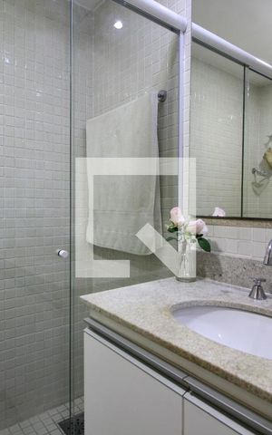 Apartamento à venda com 112m², 3 quartos e 2 vagasQuarto 2 - Banheiro da Suíte