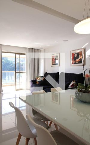 Apartamento à venda com 112m², 3 quartos e 2 vagasSala