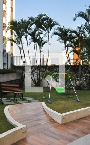 Apartamento para alugar com 112m², 3 quartos e 2 vagas Apartamento para alugar com 112m², 3 quartos e 2 vagasPlayground 2