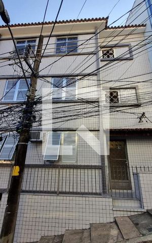 Apartamento à venda com 90m², 3 quartos e 1 vaga Apartamento à venda com 90m², 3 quartos e 1 vagaFachada