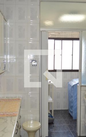 Apartamento à venda com 75m², 3 quartos e 2 vagasCozinha