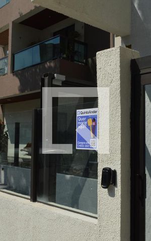 Apartamento à venda com 75m², 3 quartos e 2 vagasFachada + Plaquinha