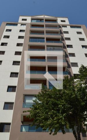 Apartamento à venda com 75m², 3 quartos e 2 vagasFachada