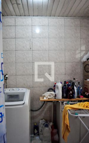 Casa à venda com 125m², 4 quartos e 2 vagas Casa à venda com 125m², 4 quartos e 2 vagasÁrea de Serviço