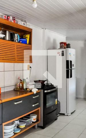 Casa à venda com 125m², 4 quartos e 2 vagas Casa à venda com 125m², 4 quartos e 2 vagasCozinha