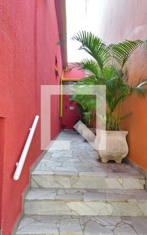 Casa à venda com 118m², 2 quartos e 1 vagaCorredor Entrada