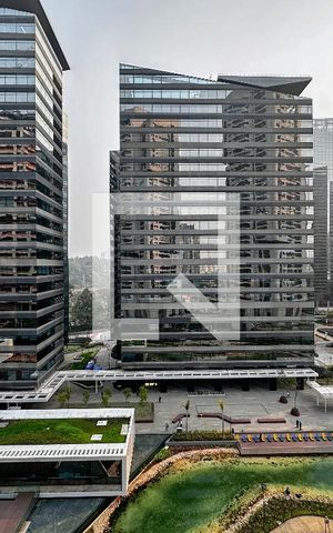Apartamento à venda com 162m², 3 quartos e 3 vagasVista