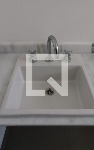 Apartamento à venda com 161m², 3 quartos e 3 vagasBanheiro da Suíte 3 - Pia