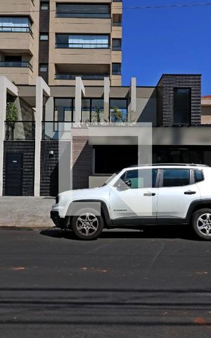 Apartamento à venda com 161m², 3 quartos e 3 vagasFachada