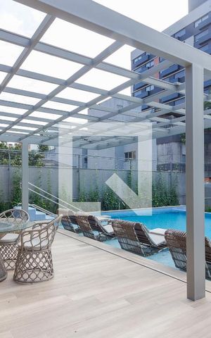 Studio à venda com 26m², 1 quarto e 1 vaga Studio à venda com 26m², 1 quarto e 1 vagaÁrea comum - Piscina