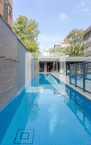Studio à venda com 26m², 1 quarto e 1 vaga Studio à venda com 26m², 1 quarto e 1 vagaÁrea comum - Piscina