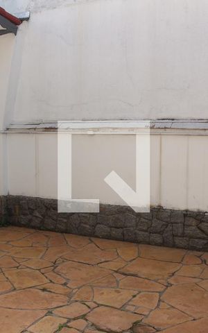 Casa à venda com 180m², 2 quartos e 2 vagasQuintal