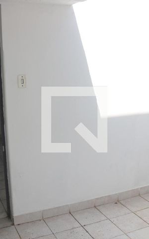 Casa à venda com 180m², 2 quartos e 2 vagasQuintal
