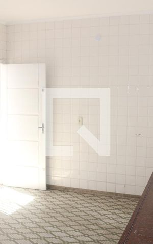 Casa à venda com 180m², 2 quartos e 2 vagasCozinha