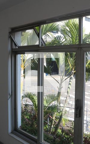 Casa à venda com 180m², 2 quartos e 2 vagasQuintal
