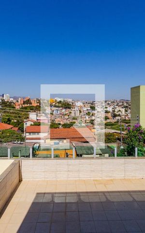 Casa à venda com 280m², 4 quartos e 4 vagas Casa à venda com 280m², 4 quartos e 4 vagasVista