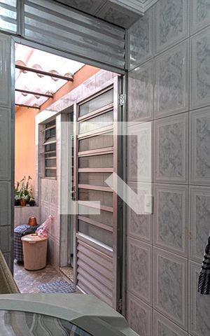 Casa à venda com 137m², 3 quartos e 2 vagas Casa à venda com 137m², 3 quartos e 2 vagasÁrea de Serviço