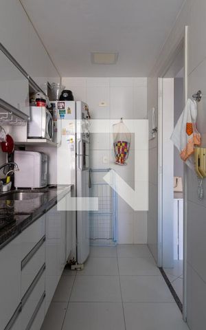 Apartamento à venda com 61m², 2 quartos e 1 vaga Apartamento à venda com 61m², 2 quartos e 1 vagaCozinha