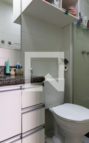 Apartamento à venda com 61m², 2 quartos e 1 vaga Apartamento à venda com 61m², 2 quartos e 1 vagaBanheiro Suite