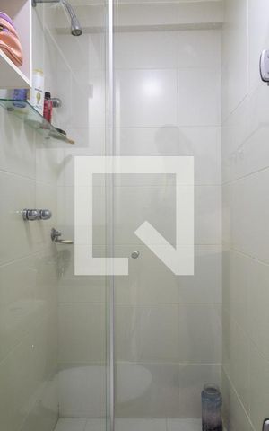 Apartamento à venda com 61m², 2 quartos e 1 vaga Apartamento à venda com 61m², 2 quartos e 1 vagaBanheiro Suite