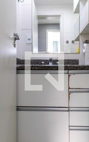 Apartamento à venda com 61m², 2 quartos e 1 vaga Apartamento à venda com 61m², 2 quartos e 1 vagaBanheiro Social