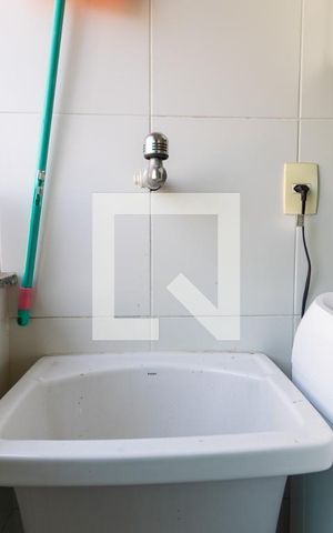 Apartamento à venda com 61m², 2 quartos e 1 vaga Apartamento à venda com 61m², 2 quartos e 1 vagaÁrea de Serviço