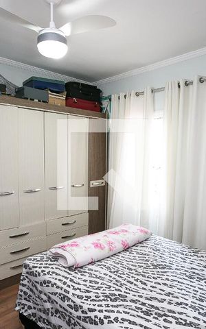 Casa à venda com 130m², 3 quartos e 4 vagassuíte 1