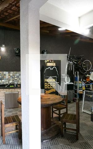 Casa à venda com 130m², 3 quartos e 4 vagasChurrasqueira