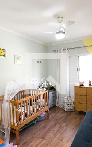 Casa à venda com 130m², 3 quartos e 4 vagassuíte 2