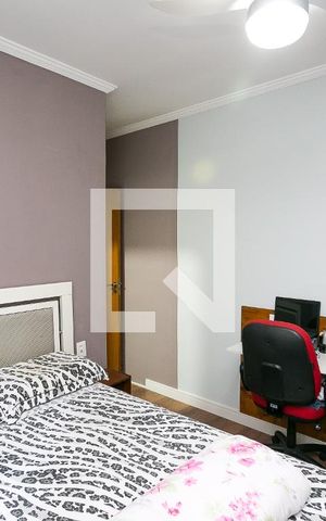 Casa à venda com 130m², 3 quartos e 4 vagassuíte 1