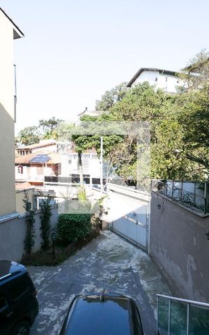 Casa à venda com 130m², 3 quartos e 4 vagasvista