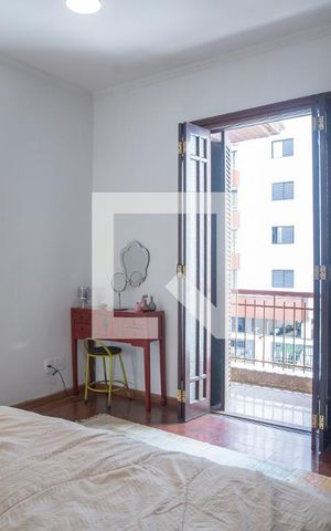 Casa à venda com 230m², 4 quartos e 2 vagas Casa à venda com 230m², 4 quartos e 2 vagasQuarto 3