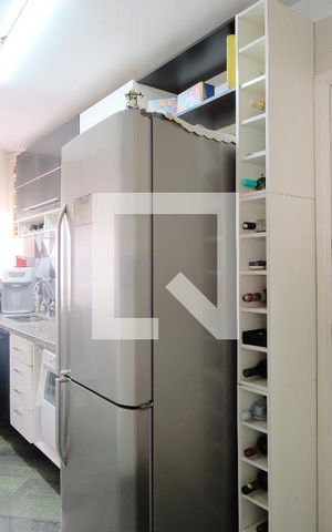 Apartamento à venda com 95m², 4 quartos e 2 vagasCozinha