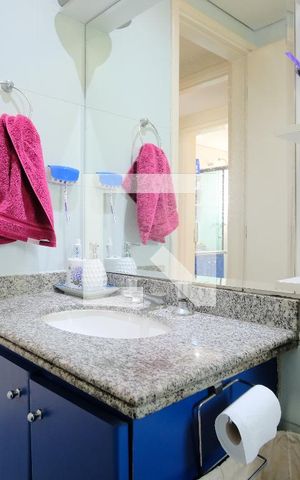 Apartamento à venda com 95m², 4 quartos e 2 vagasBanheiro da Suíte
