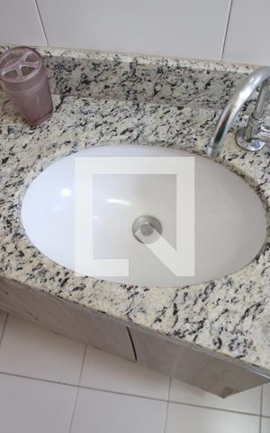 Apartamento à venda com 79m², 3 quartos e 1 vagaBanheiro