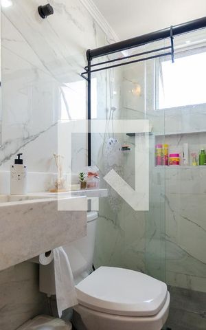 Apartamento à venda com 65m², 2 quartos e 1 vaga Apartamento à venda com 65m², 2 quartos e 1 vagaBanheiro